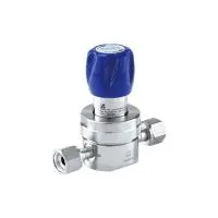 Регулятор AMFLO UHP AU22 Материал: Код Z (Body,Poppet, Nozzle,Diaphragm,Gland-SUS316L,Seat: PCTFE) ; Поверхность 0.13 um; 2х портовый, вх. давл. 20,6 бар, CV-1.1